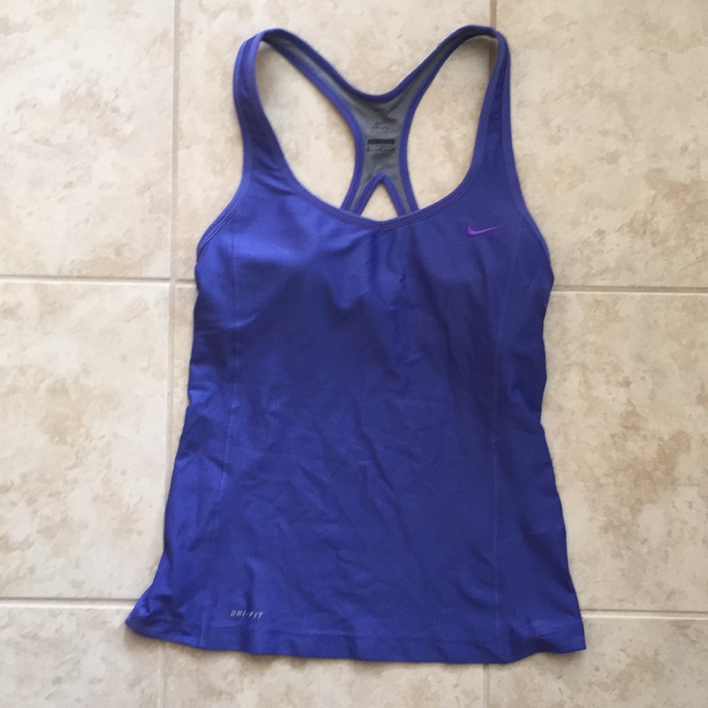 Nike Razorback workout tank